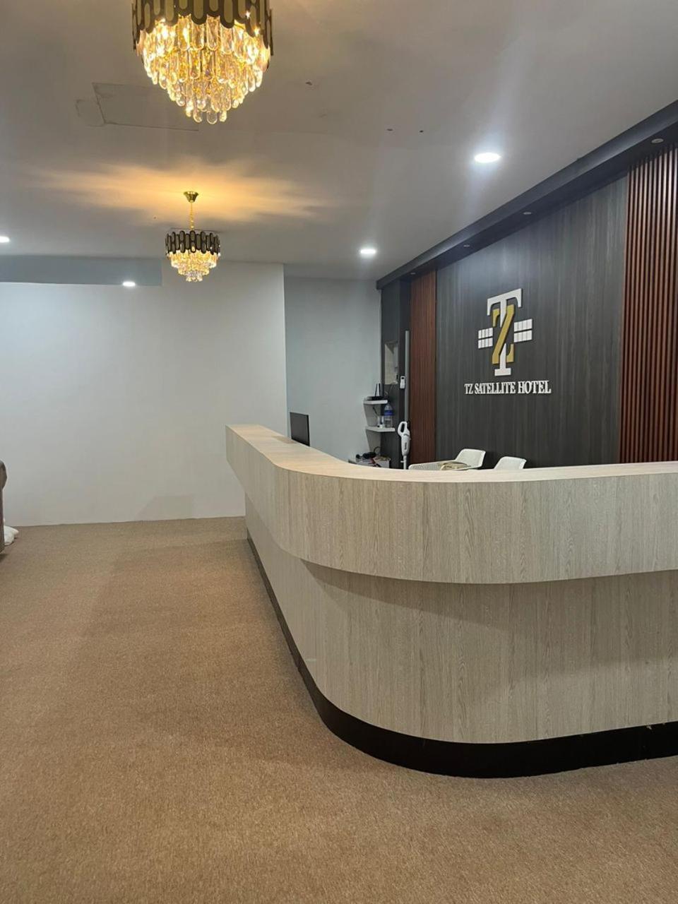 Tz Satellite Hotel, Kota Bharu Exteriör bild