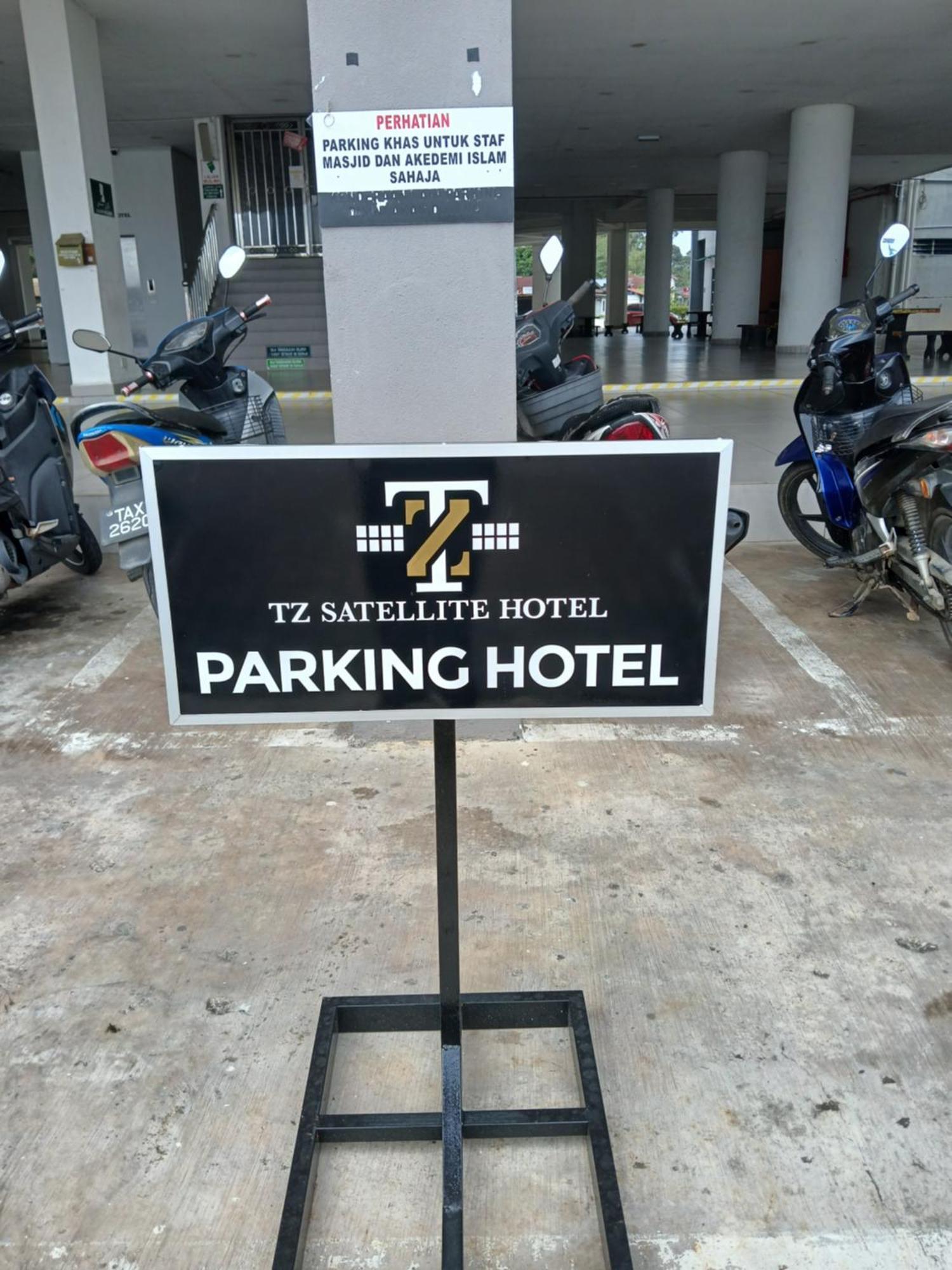Tz Satellite Hotel, Kota Bharu Exteriör bild